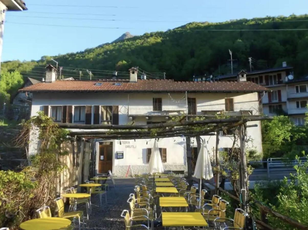 Osteria Gruetli Con Alloggio Borgnone Екстериор снимка