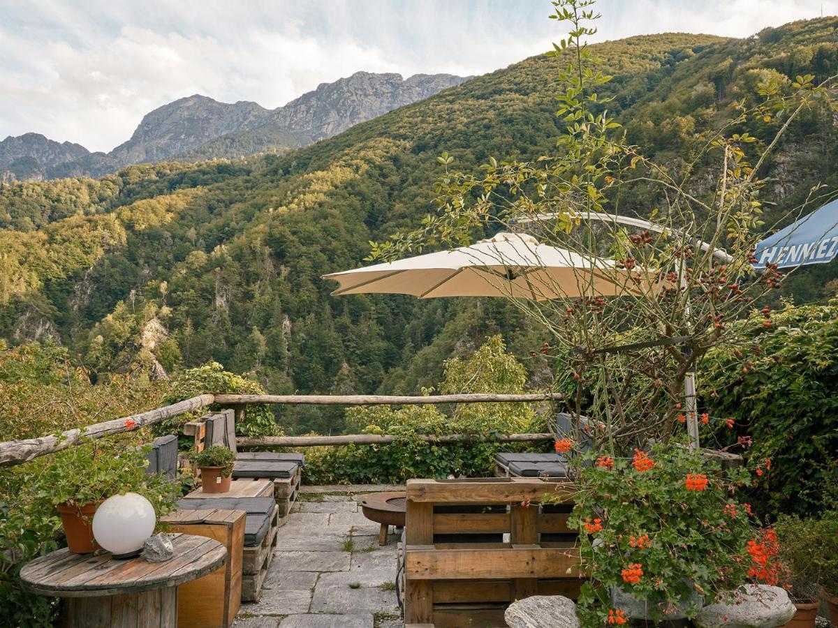 Osteria Gruetli Con Alloggio Borgnone Екстериор снимка